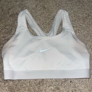 white nike sports bra